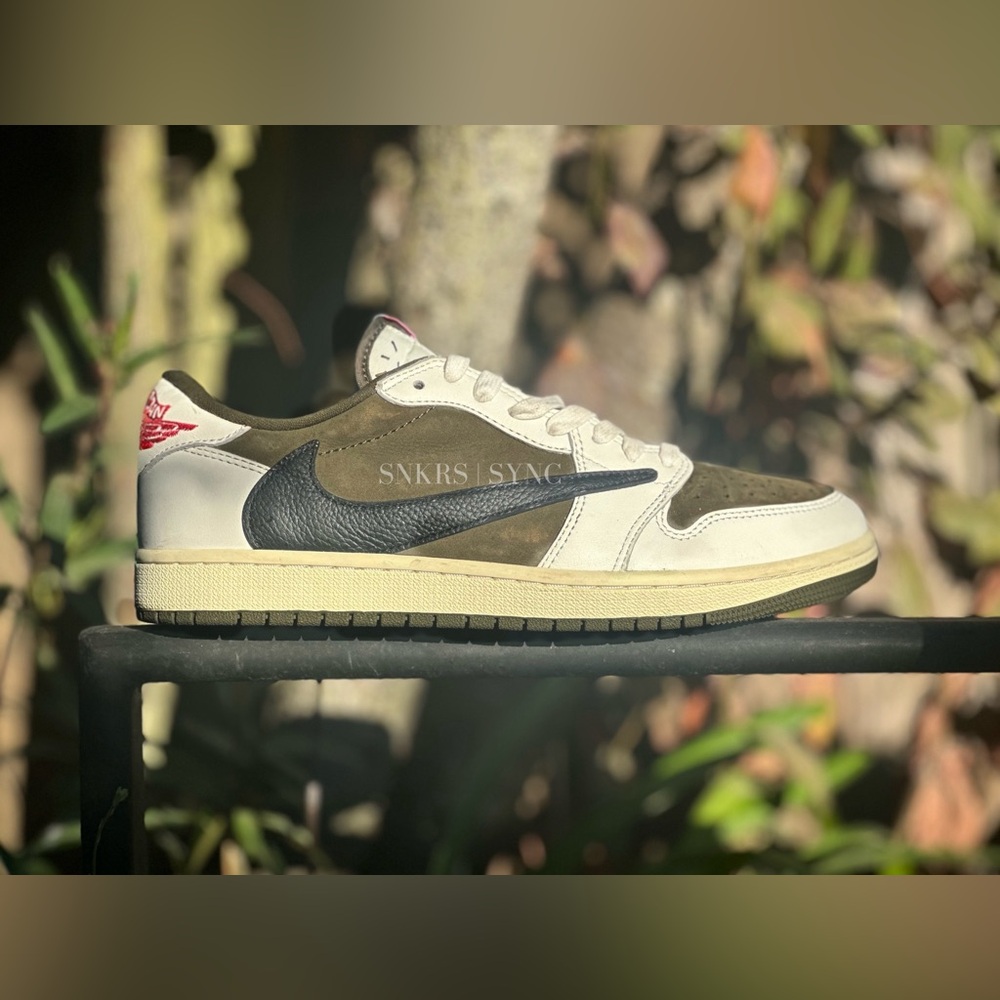 Air Jordan Retro 1 Low | SP (Medium Olive)